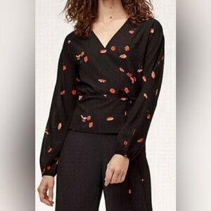 ARITZIA WILFRED Wilfred Black Floral‎ Tie Up
Blouse  Size Small